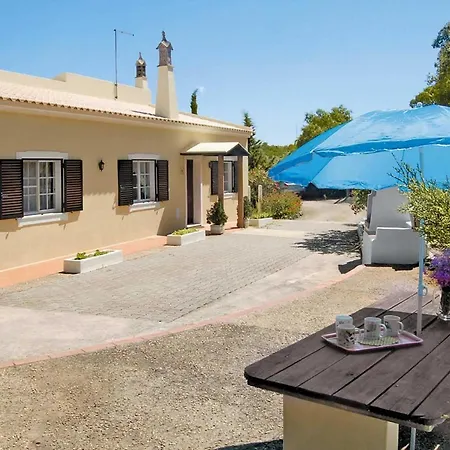 Sleeps 4 Villa *